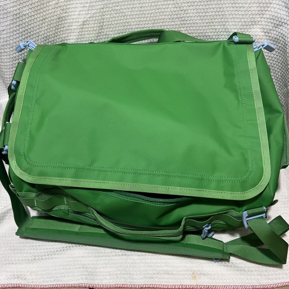 Rare Baboon to the Moon Duffle Go Bag Green Vinyl Single Strap Sling Travel NWOT